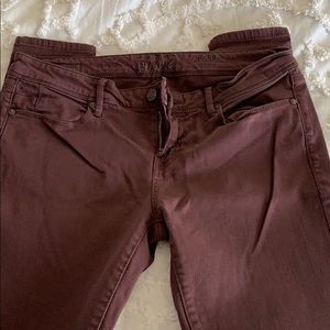 Buckle Black Skinnies